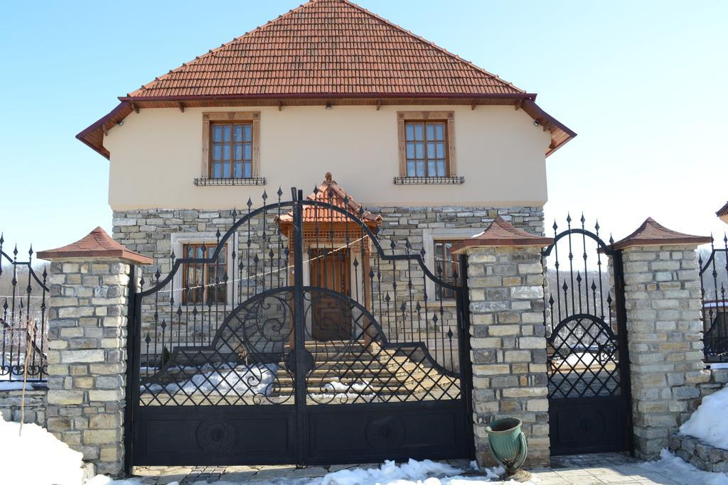 Guesthouse Grand Canyon Kamianets-Podilskyi Εξωτερικό φωτογραφία