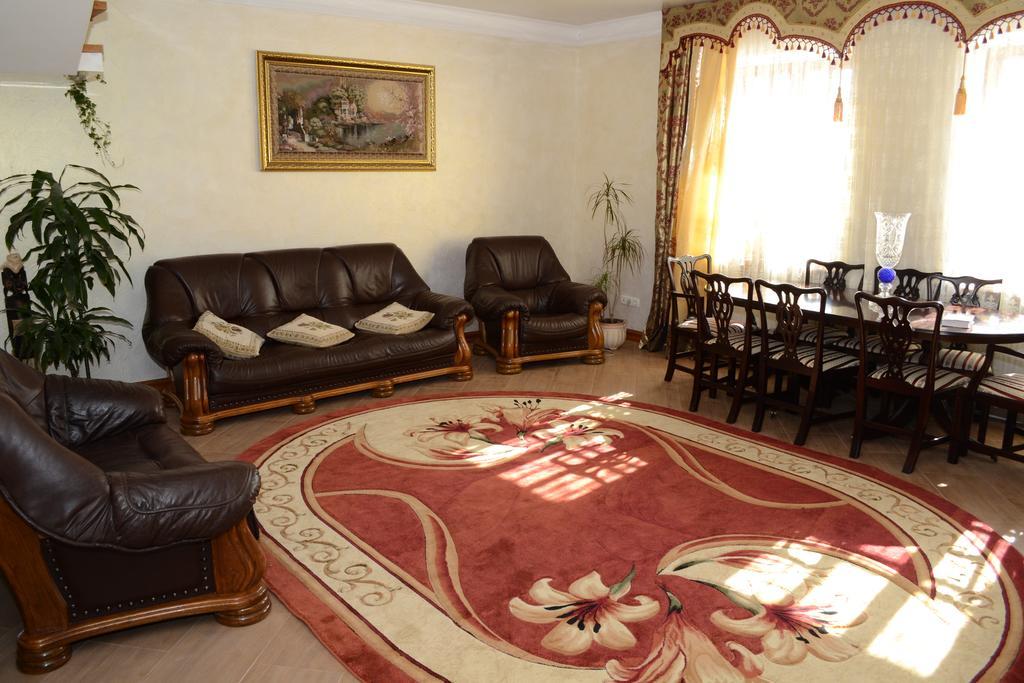 Guesthouse Grand Canyon Kamianets-Podilskyi Εξωτερικό φωτογραφία
