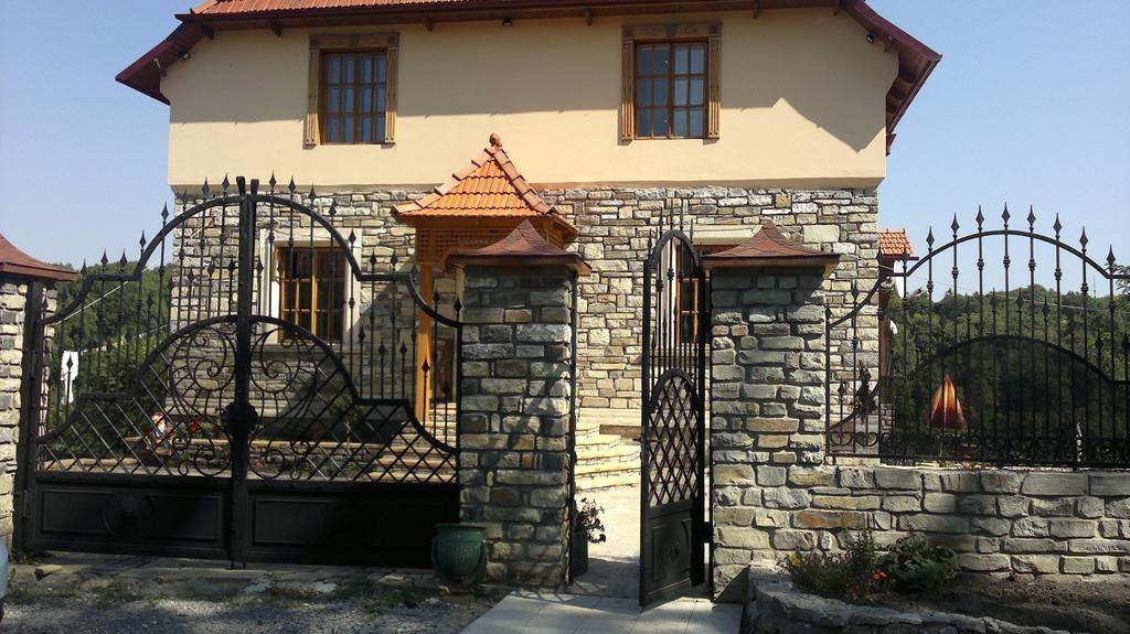 Guesthouse Grand Canyon Kamianets-Podilskyi Εξωτερικό φωτογραφία